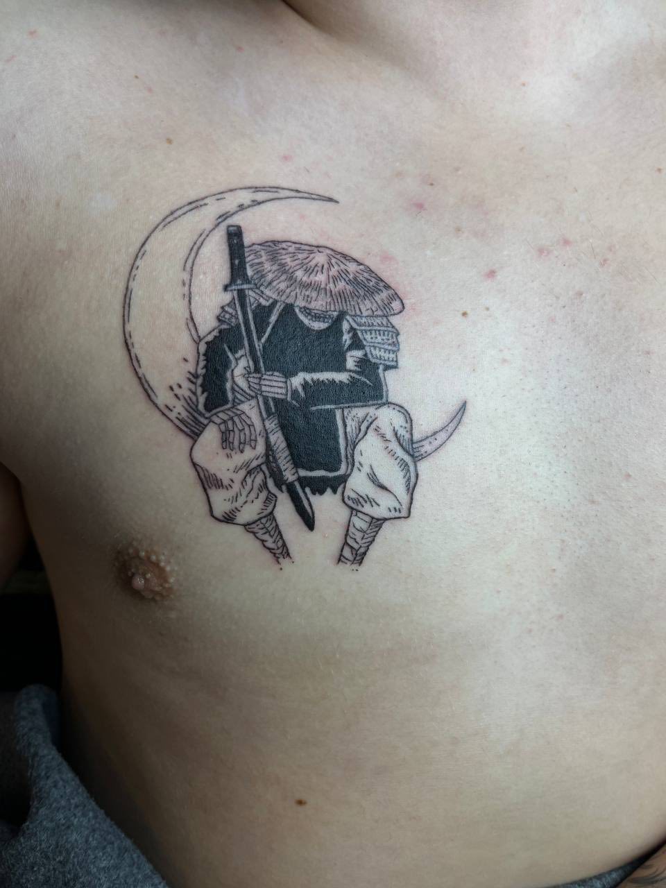 Fine line tatovering af Sophia - Real Ink Tattoo Herning